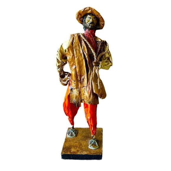 Vintage Mexican Paper Mache Folk Art Figurine Carrying Coffee Beans - Picture 1 of 9